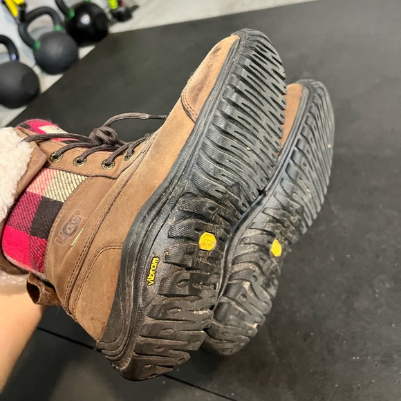 Ugg waterproof snow boots - Picture 5 of 5